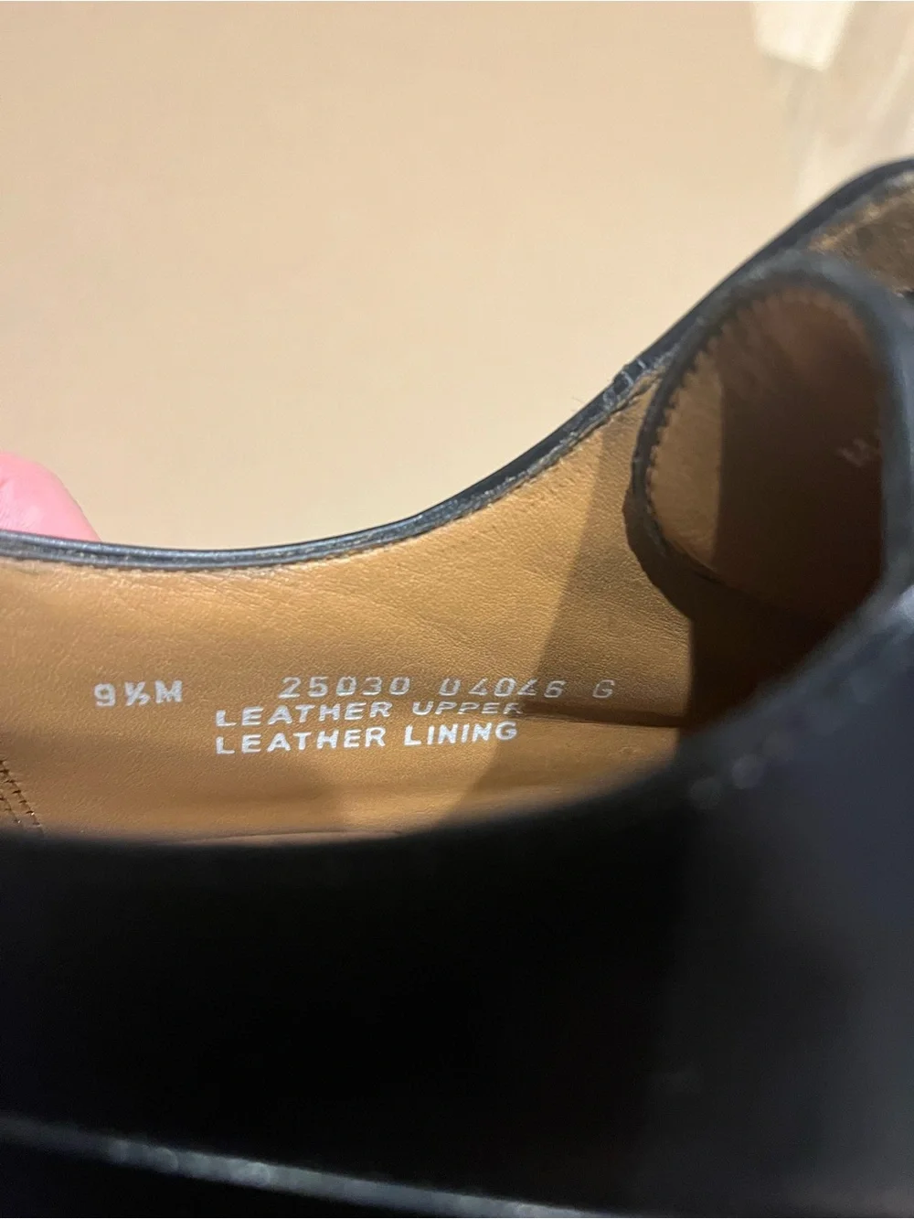 Bostonian polished black